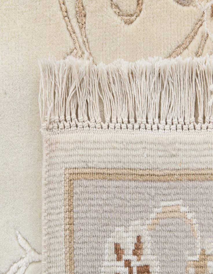 Detail image of  5' 1 x 6' 5  Hand Knotted Darya Wool Rug