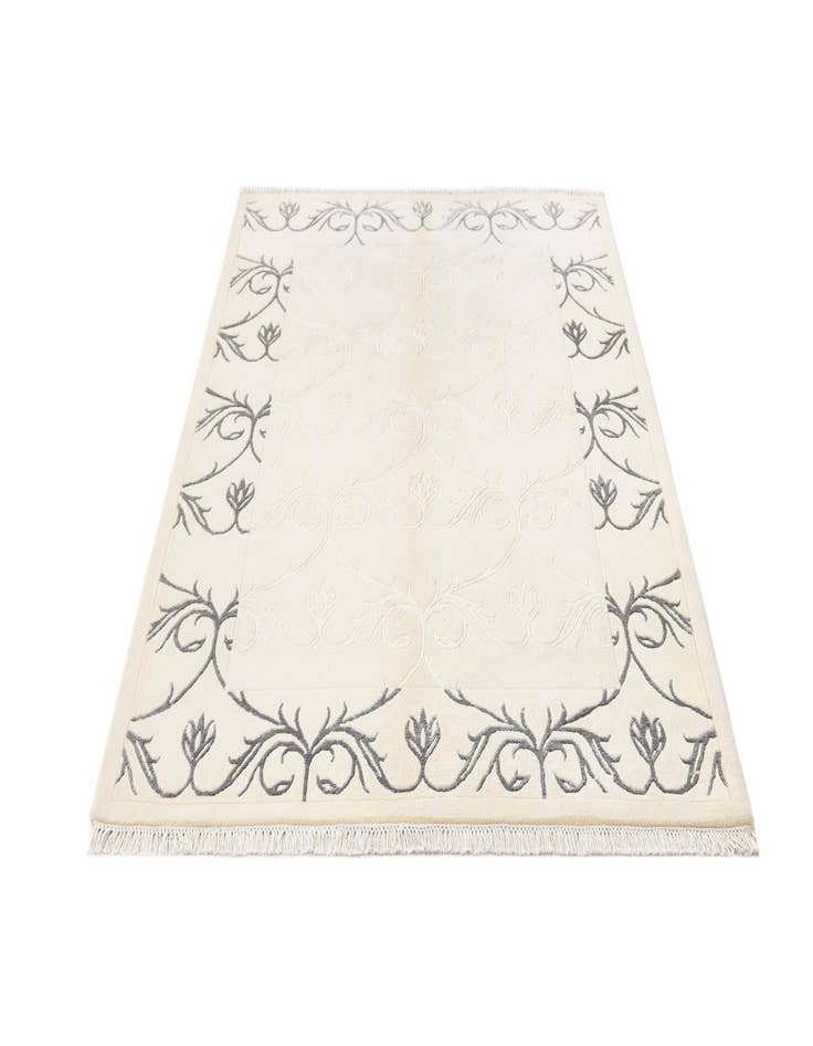 Detail image of  4' 9 x 6' 8  Hand Knotted Darya Wool Rug