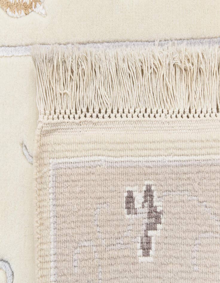 Detail image of  3' x 5' 1  Hand Knotted Darya Wool Rug