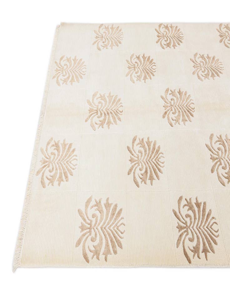 Detail image of  5' x 6' 4  Hand Knotted Darya Wool Rug