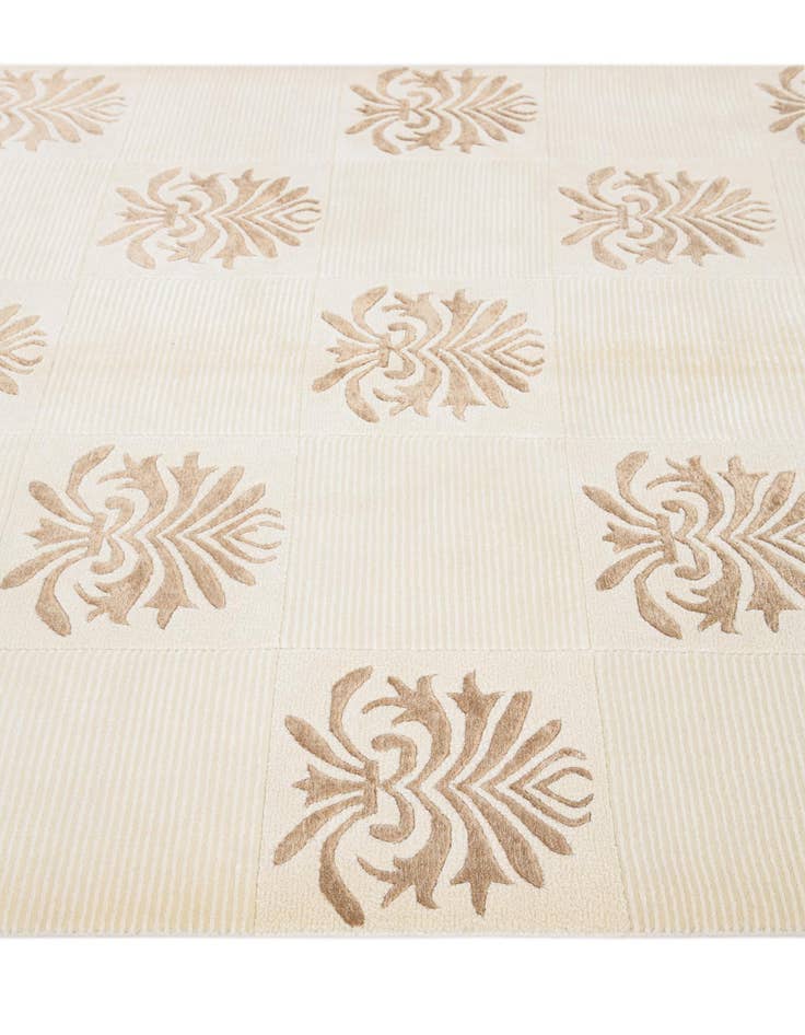 Detail image of  5' x 6' 4  Hand Knotted Darya Wool Rug