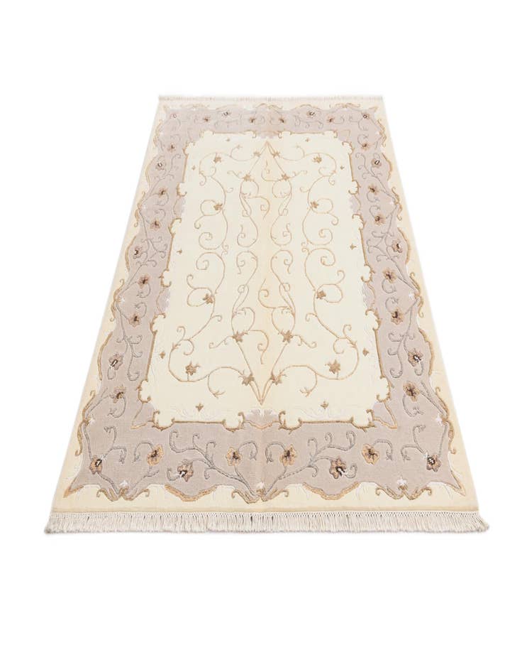 Detail image of  5' 1 x 6' 6  Hand Knotted Darya Wool Rug