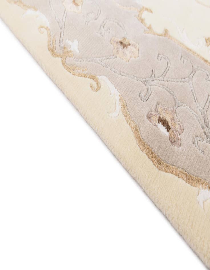 Detail image of  5' 1 x 6' 6  Hand Knotted Darya Wool Rug