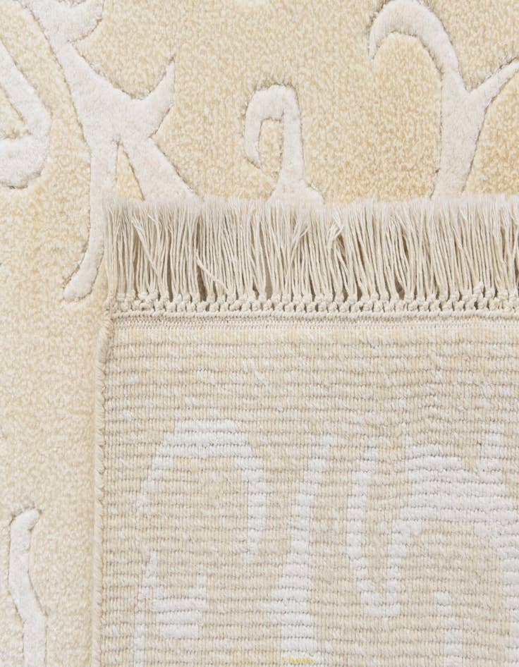 Detail image of  4' 11 x 6' 9  Hand Knotted Darya Wool Rug