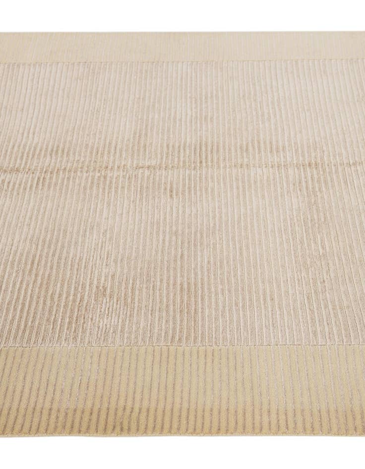 Detail image of  4' 10 x 6' 9  Hand Knotted Darya Wool Rug