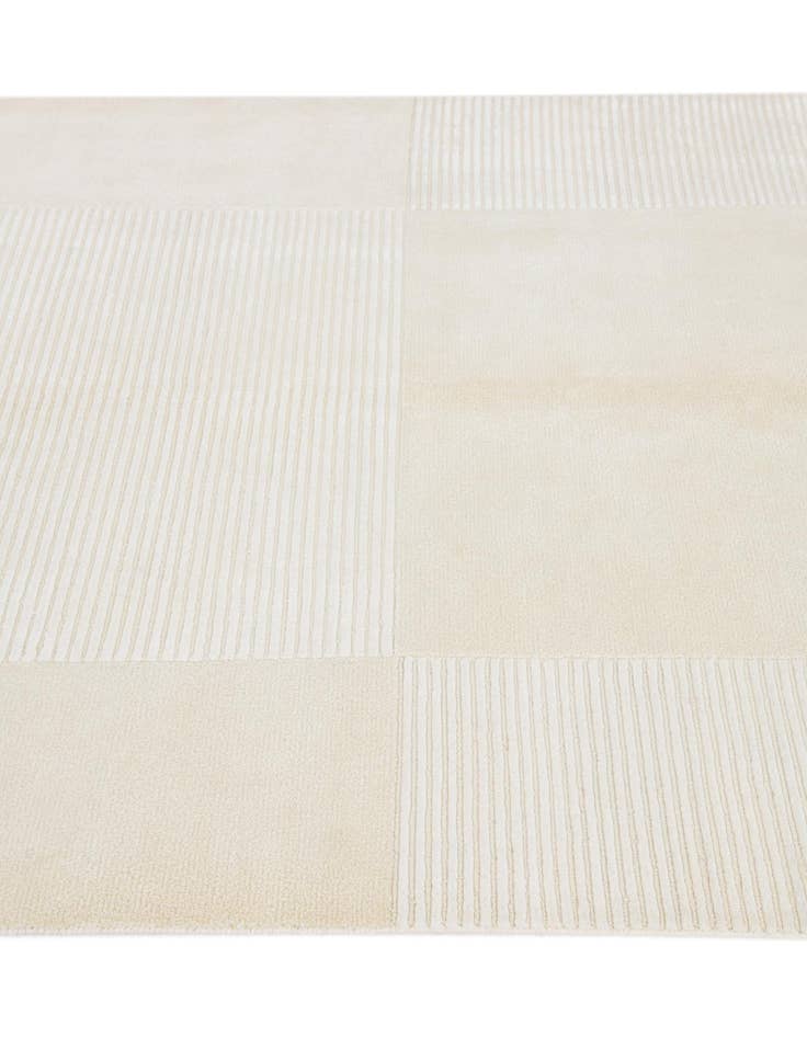 Detail image of  4' 11 x 6' 7  Hand Knotted Darya Wool Rug