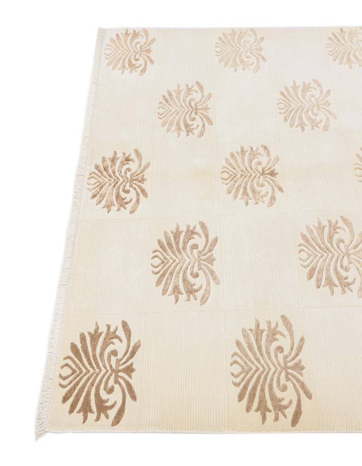 Detail image of  4' 11 x 6' 8  Hand Knotted Darya Wool Rug