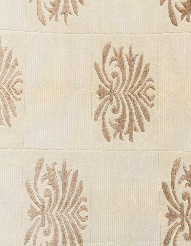 Detail image of  4' 11 x 6' 8  Hand Knotted Darya Wool Rug