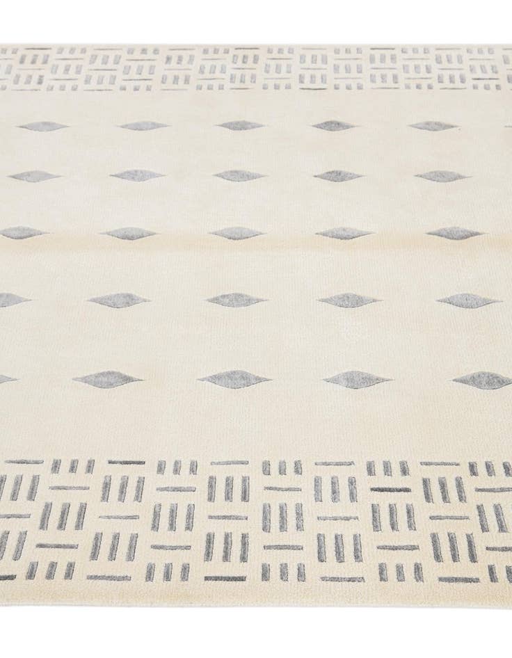 Detail image of  4' 11 x 6' 8  Hand Knotted Darya Wool Rug