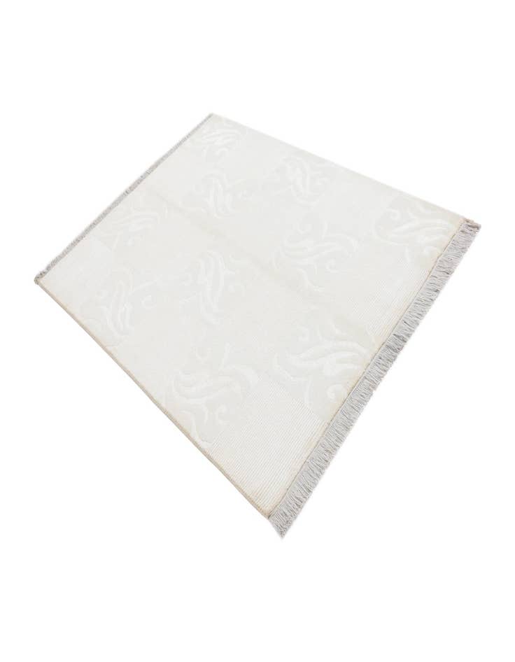 Detail image of  4' 9 x 6' 9  Hand Knotted Darya Wool Rug