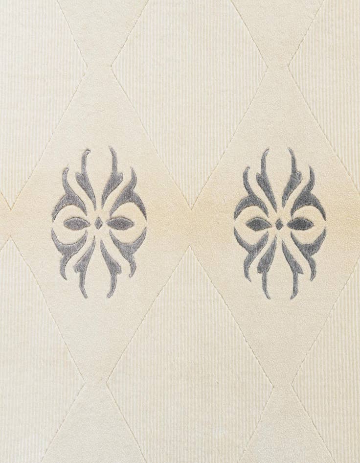 Detail image of  4' 7 x 6' 9  Hand Knotted Darya Wool Rug