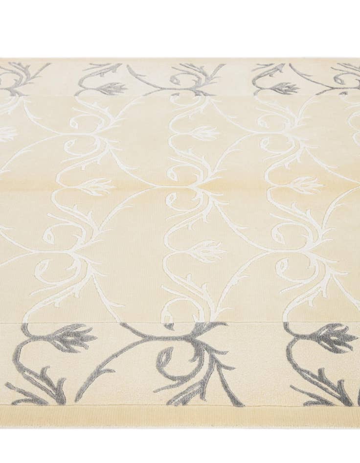 Detail image of  4' 11 x 6' 8  Hand Knotted Darya Wool Rug