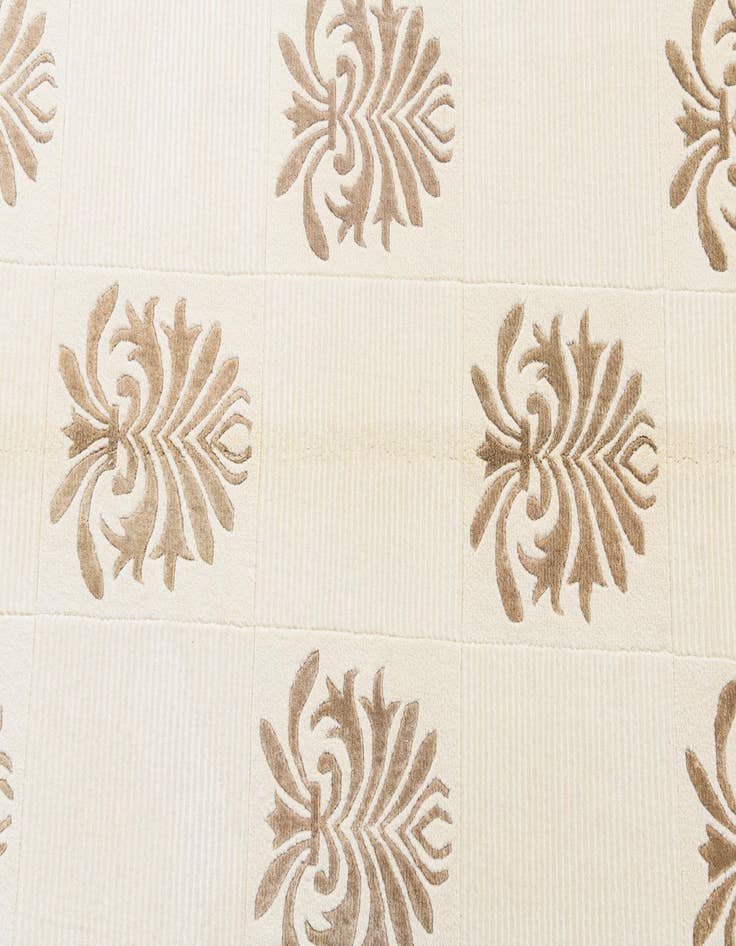 Detail image of  5' x 6' 7  Hand Knotted Darya Wool Rug