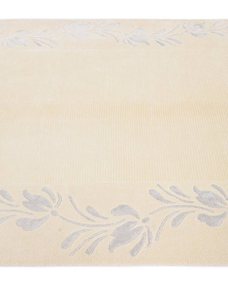 Detail image of  5' 5 x 6' 5  Hand Knotted Darya Rug