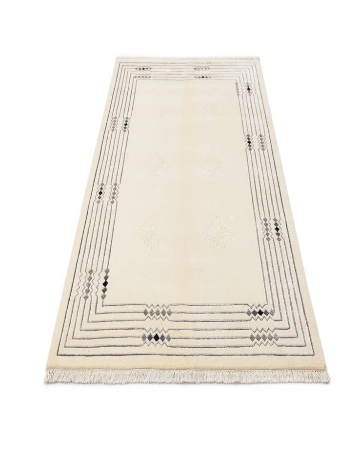 Detail image of  4' 6 x 6' 8  Hand Knotted Darya Wool Rug