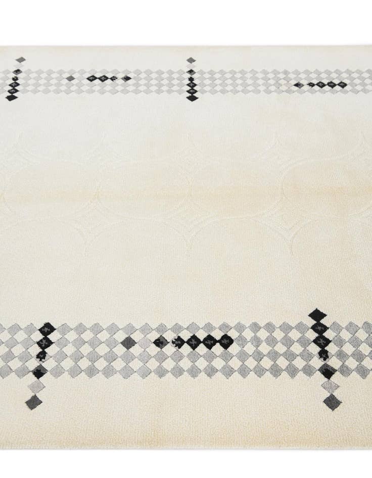 Detail image of  4' 10 x 6' 7  Hand Knotted Darya Wool Rug