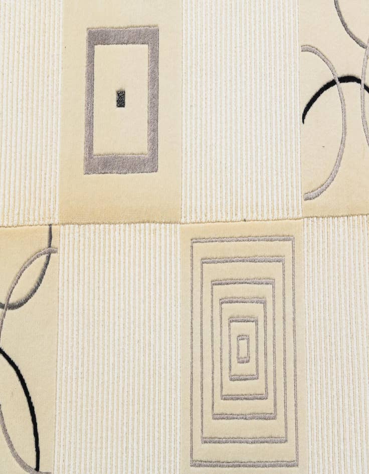 Detail image of  4' 11 x 6' 11  Hand Knotted Darya Wool Rug