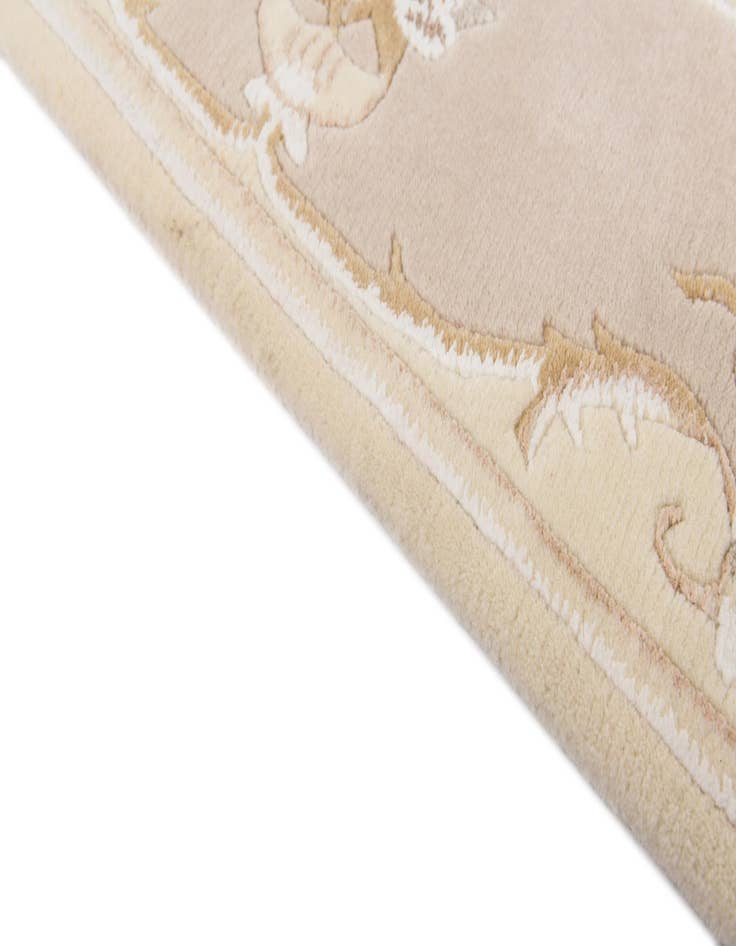 Detail image of  3' x 4' 11  Hand Knotted Darya Wool Rug