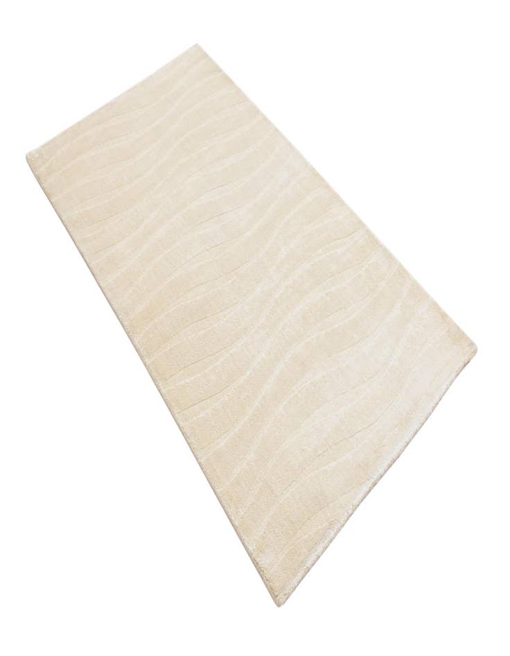 Detail image of  2' 7 x 4' 9  Hand Knotted Darya Wool Rug