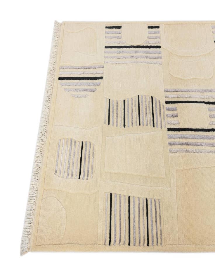 Detail image of  3' x 5'  Hand Knotted Darya Wool Rug