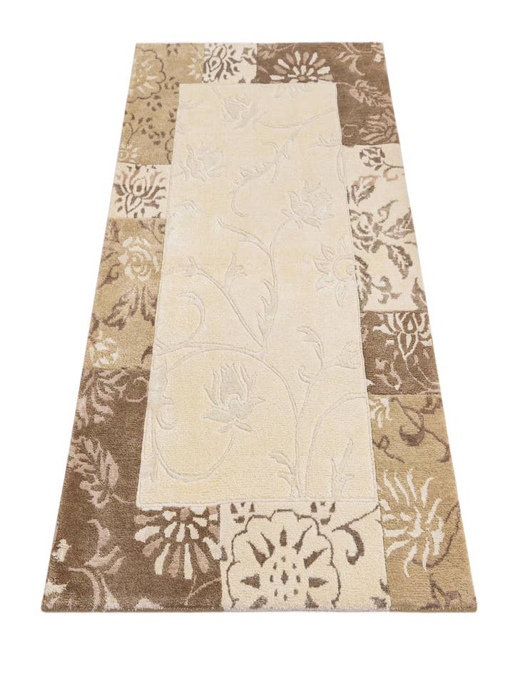 Detail image of  3' 1 x 4' 10  Hand Knotted Darya Wool Rug