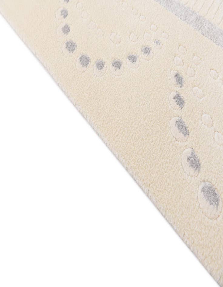 Detail image of  5' 8 x 7' 10  Hand Knotted Darya Wool Rug