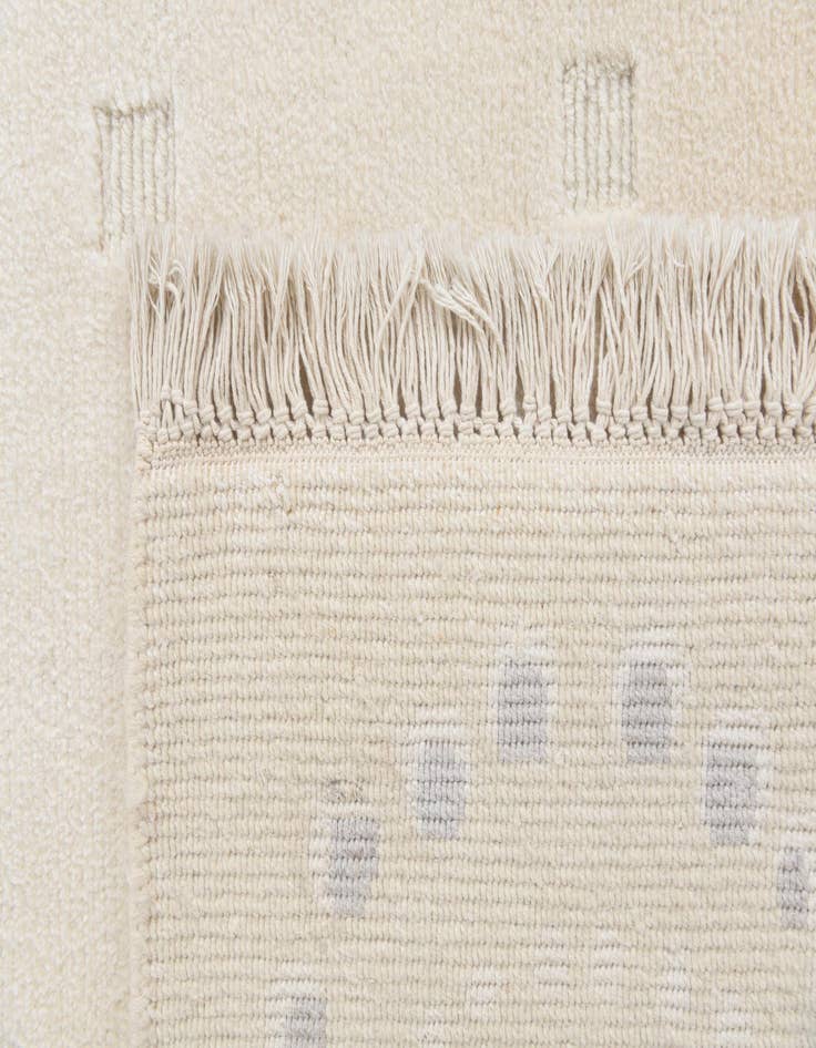 Detail image of  5' 8 x 7' 10  Hand Knotted Darya Wool Rug