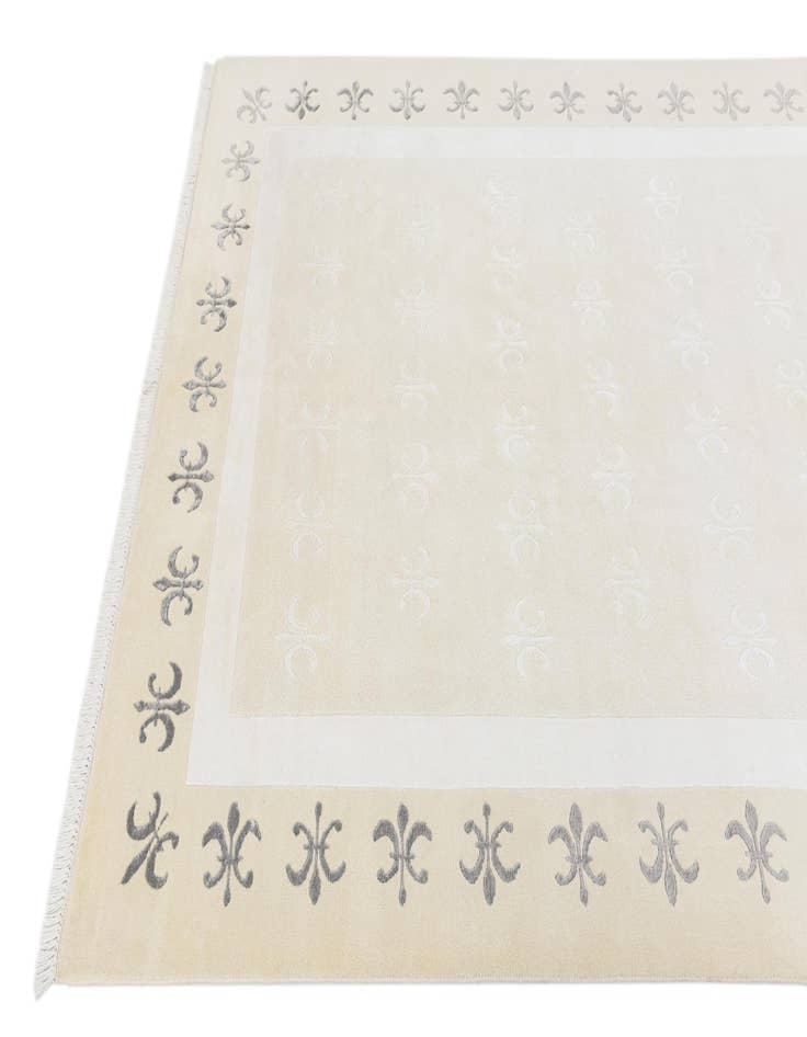 Detail image of  5' 7 x 7' 10  Hand Knotted Darya Wool Rug