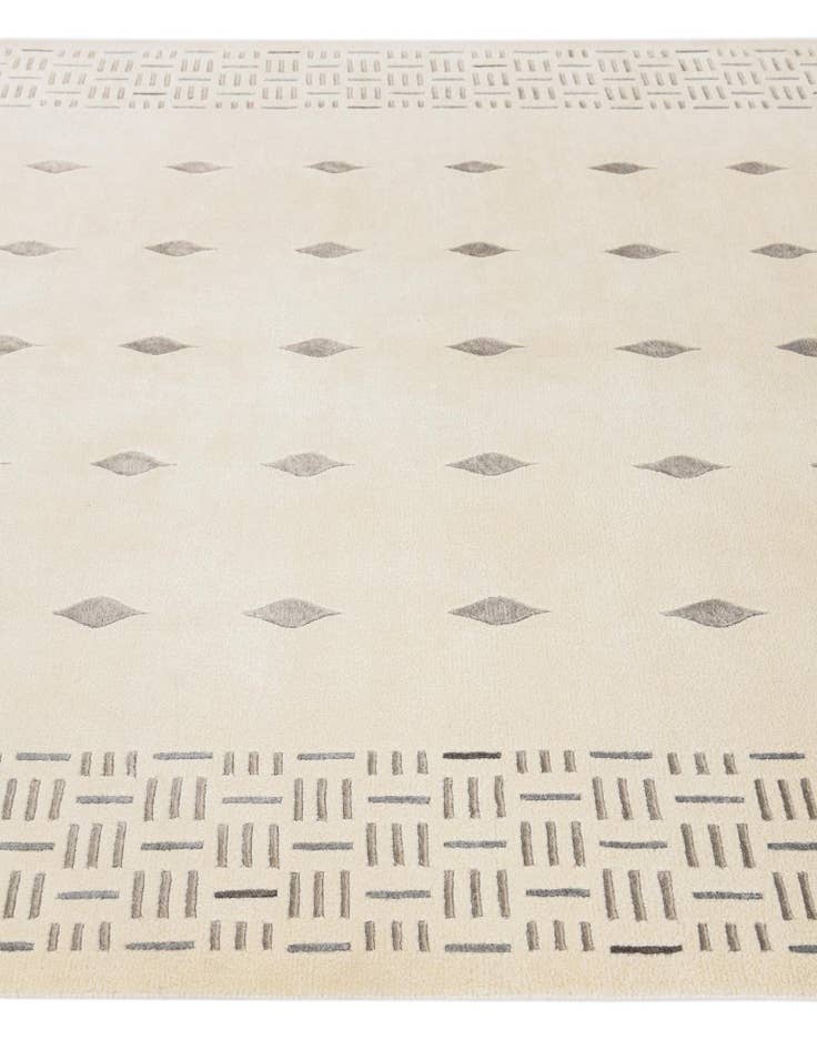 Detail image of  5' 6 x 8'  Hand Knotted Darya Wool Rug