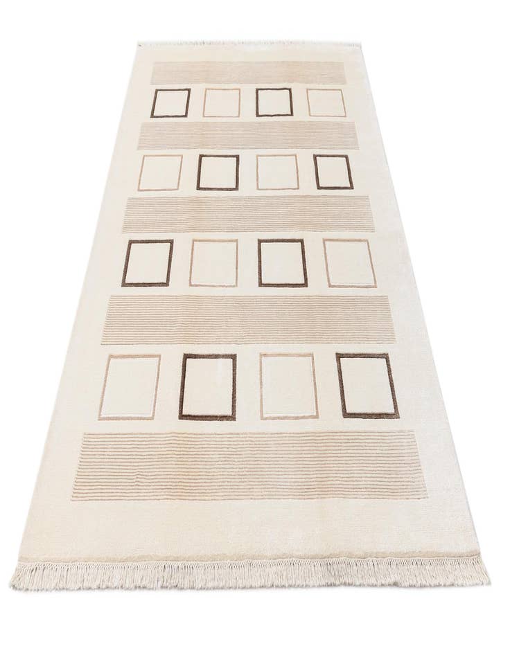 Detail image of  5' 10 x 8' Darya Rug