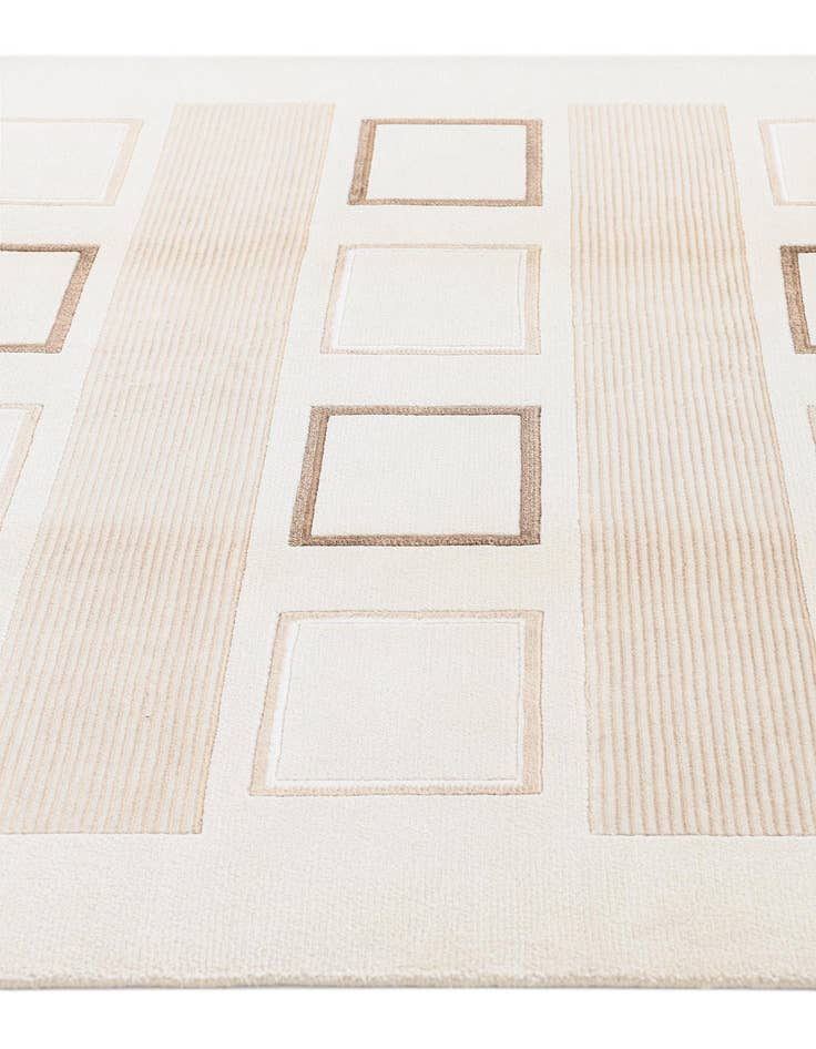 Detail image of  5' 10 x 8' Darya Rug