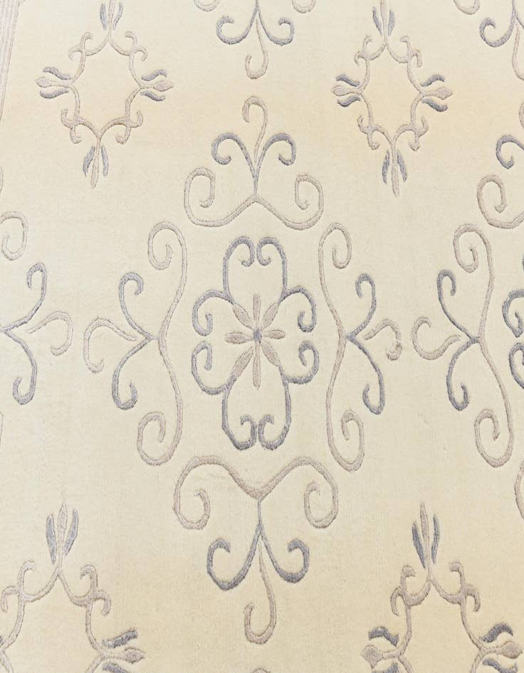 Detail image of  5' 6 x 7' 10 Darya Rug