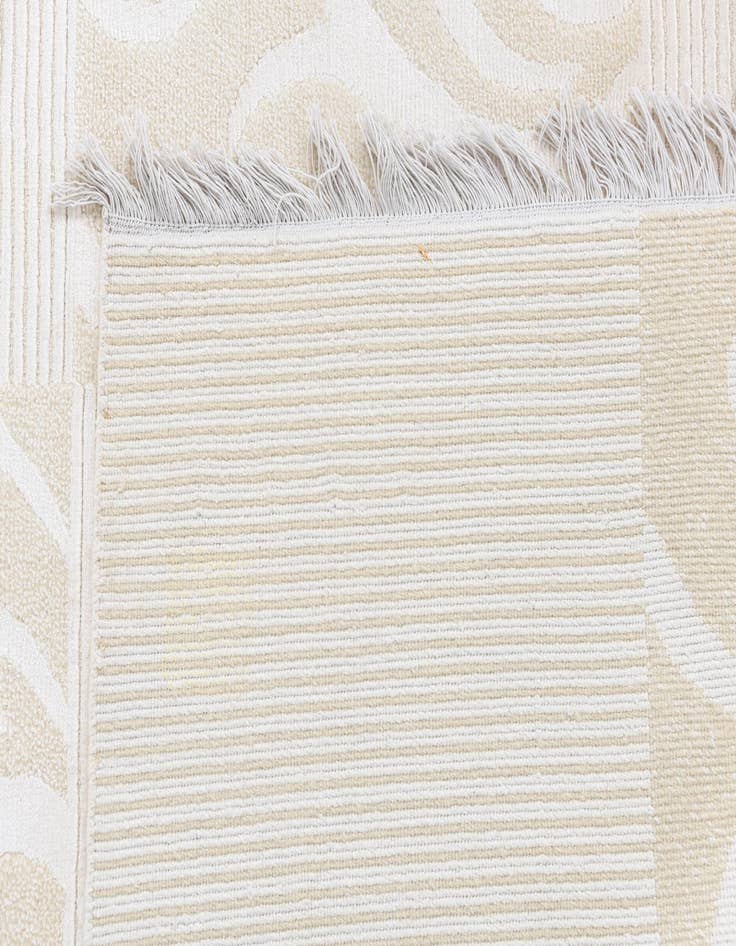 Detail image of  5' 9 x 7' 10 Darya Rug