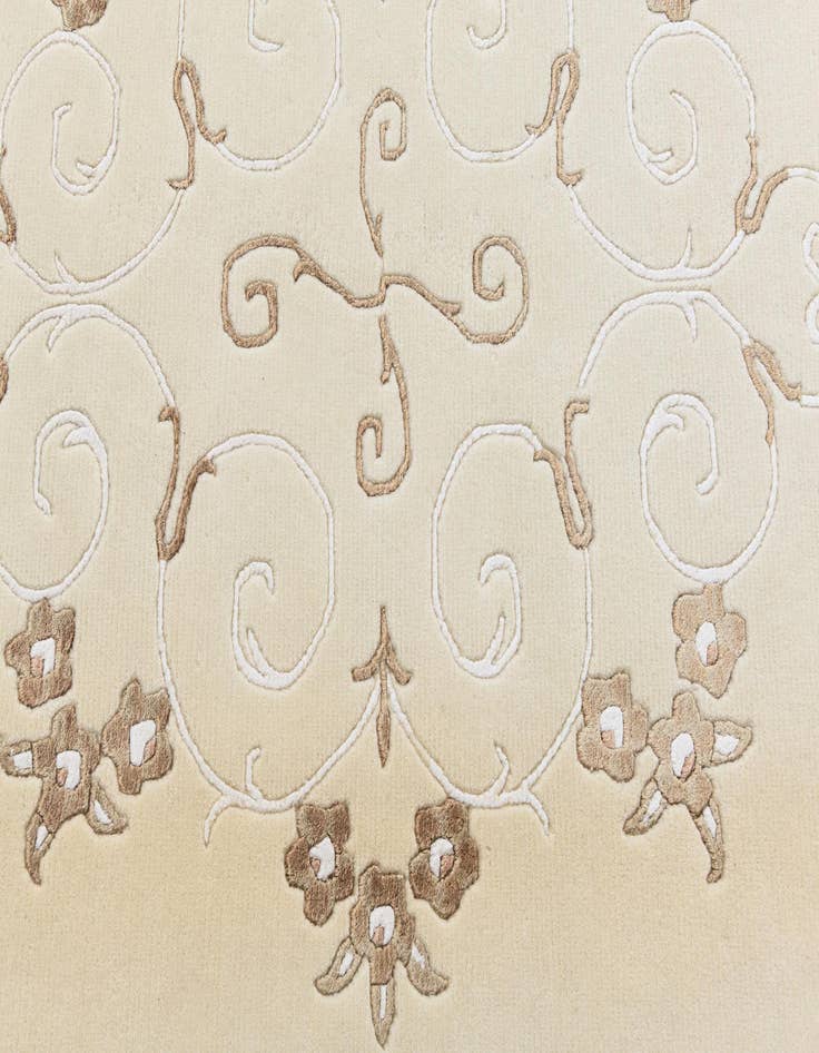 Detail image of  5' 7 x 8' Darya Rug