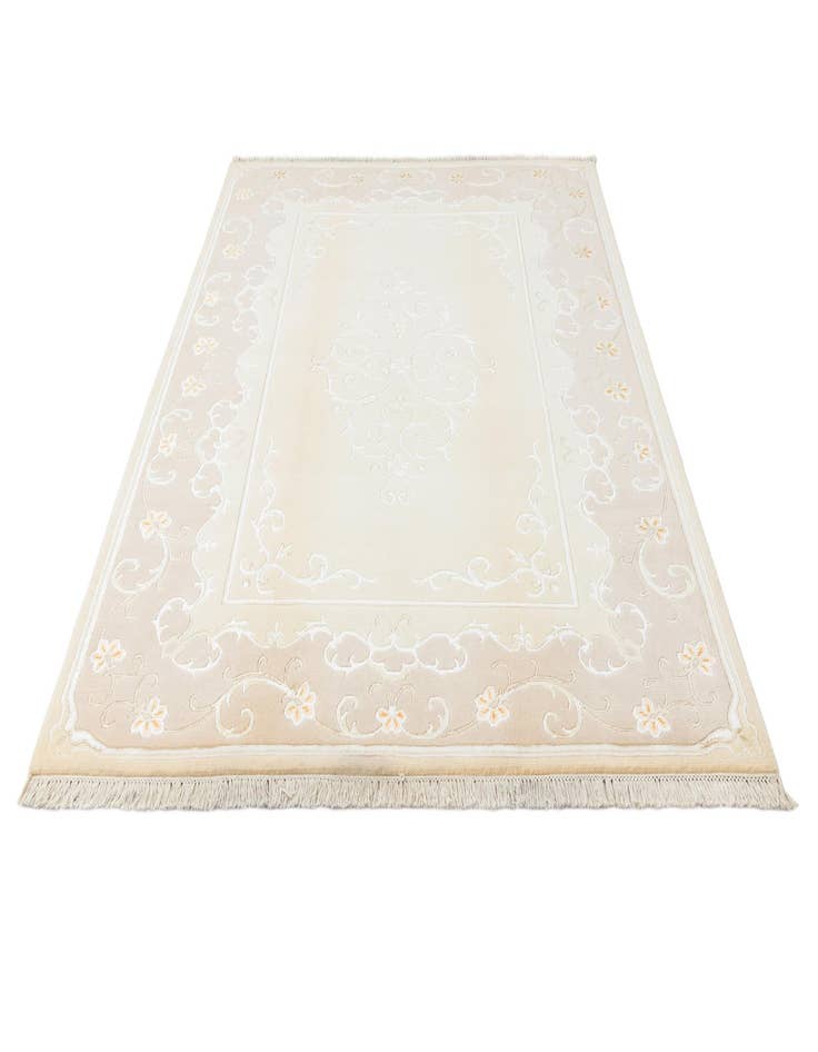 Detail image of  5' 7 x 8' Darya Rug