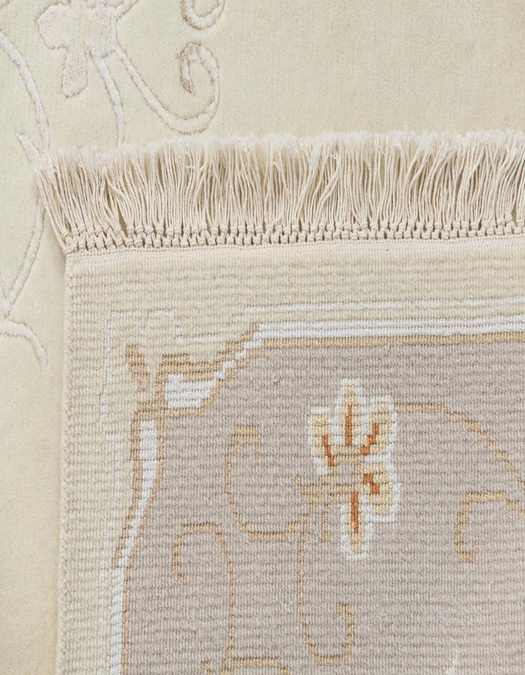 Detail image of  5' 8 x 7' 11 Darya Rug