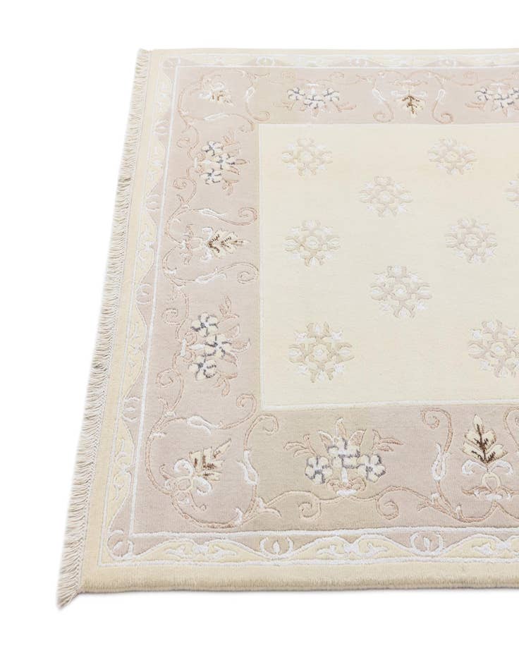 Detail image of  5' 8 x 7' 11 Darya Rug