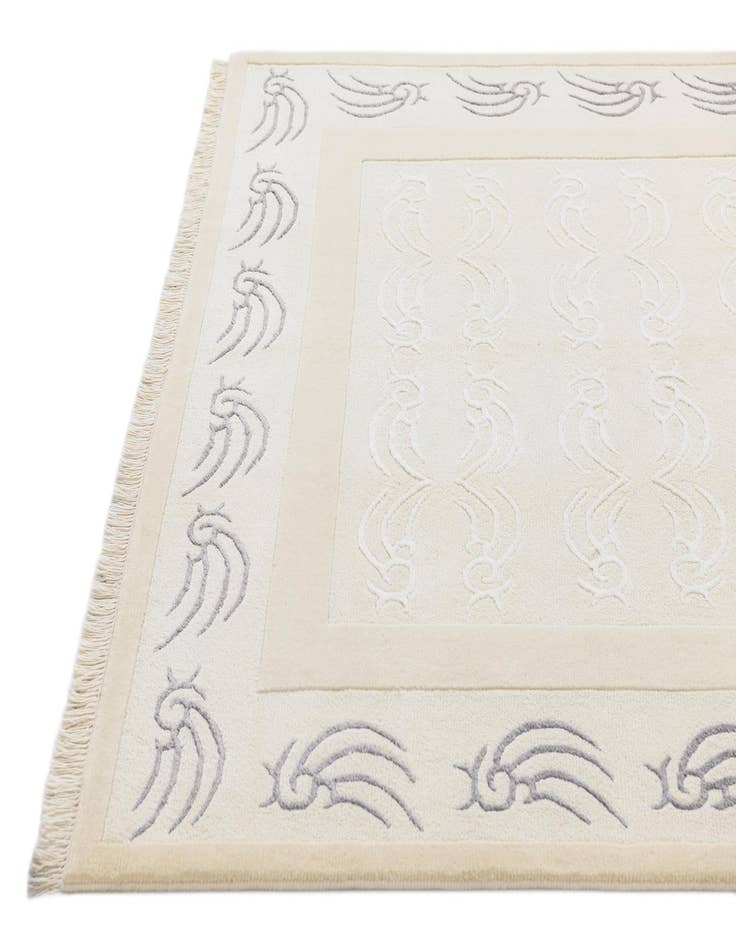 Detail image of  5' 7 x 7' 10 Darya Rug