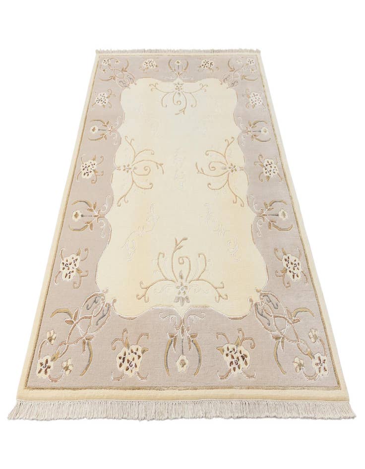 Detail image of  5' 9 x 8' Darya Rug