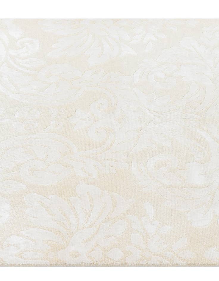 Detail image of  2' 11 x 4' 11  Hand Knotted Darya Wool Rug