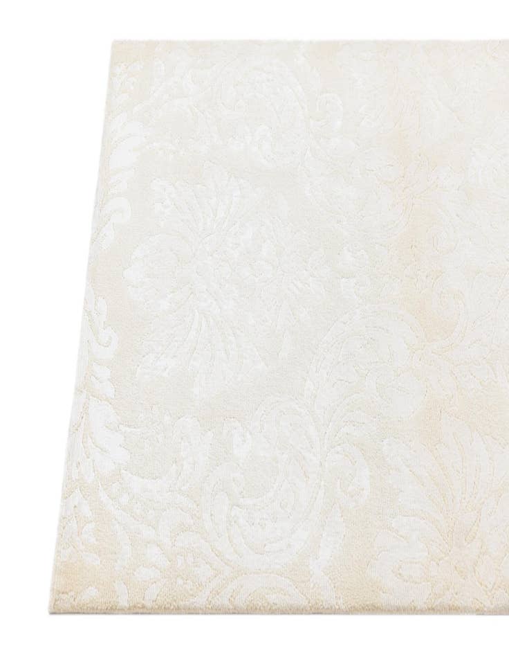 Detail image of  3' 1 x 4' 11  Hand Knotted Darya Wool Rug