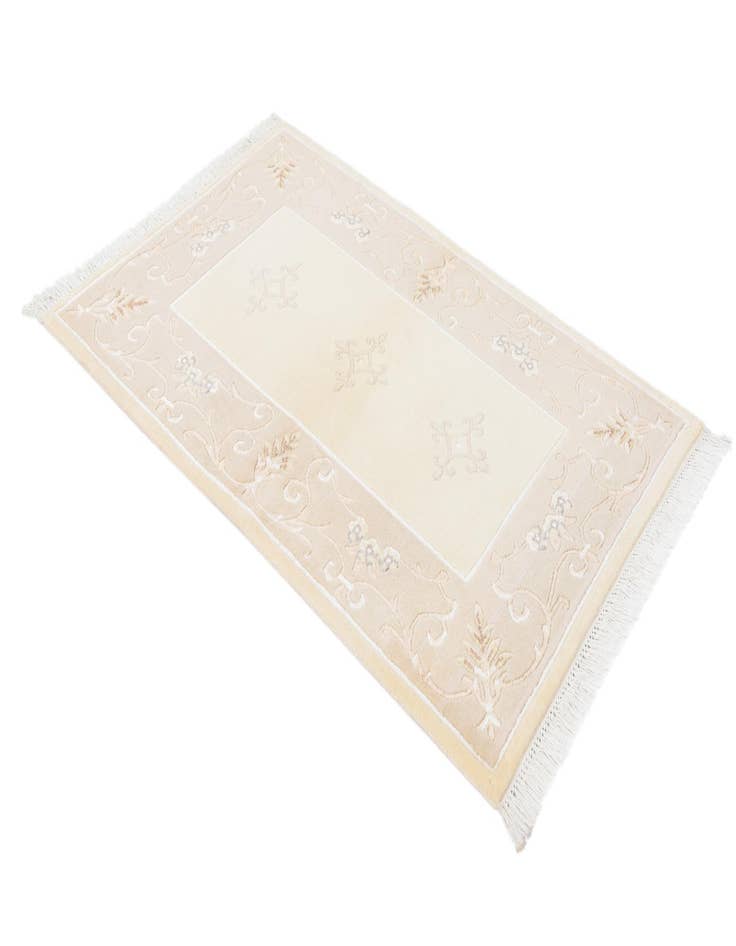 Detail image of  2' 11 x 4' 7  Hand Knotted Darya Wool Rug