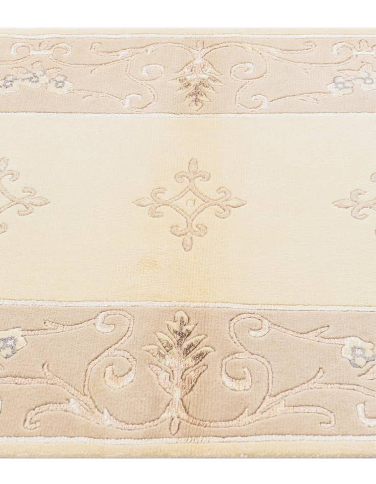 Detail image of  2' 11 x 4' 7  Hand Knotted Darya Wool Rug