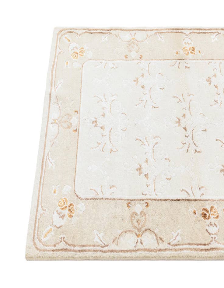 Detail image of  3' x 4' 11  Hand Knotted Darya Wool Rug