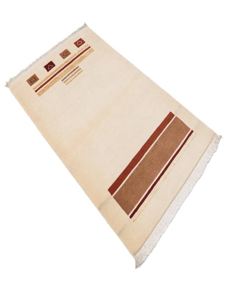 Detail image of  2' 11 x 4' 11  Hand Knotted Darya Wool Rug