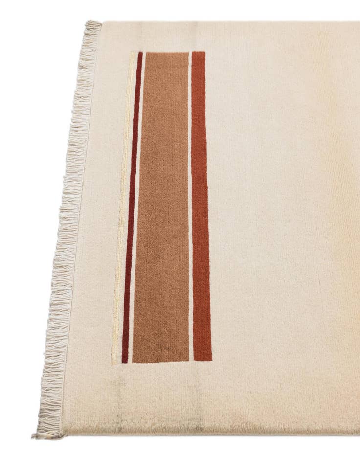 Detail image of  2' 11 x 4' 11  Hand Knotted Darya Wool Rug