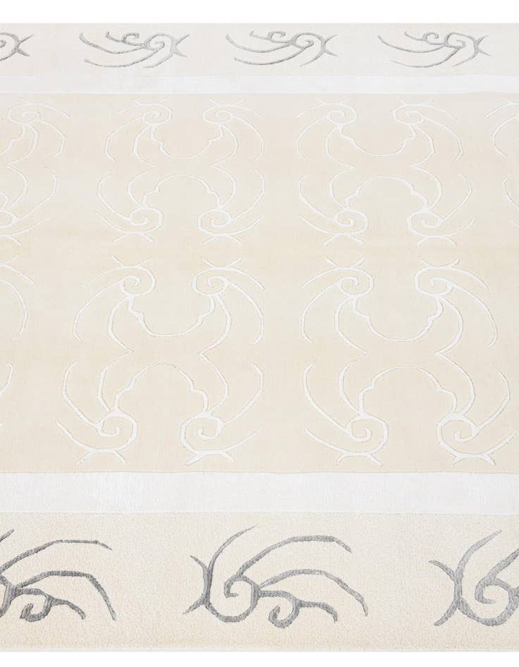 Detail image of  5' 7 x 7' 10 Darya Rug