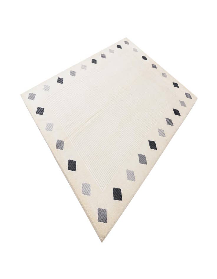 Detail image of  5' 9 x 8'  Hand Knotted Darya Wool Rug