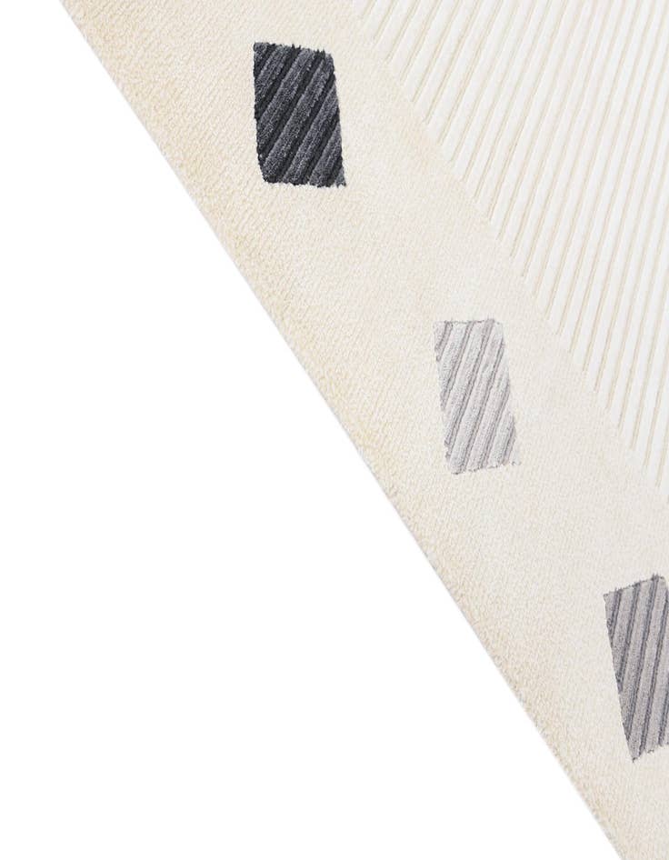 Detail image of  5' 9 x 8'  Hand Knotted Darya Wool Rug