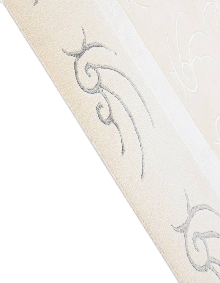 Detail image of  5' 8 x 7' 10 Darya Rug